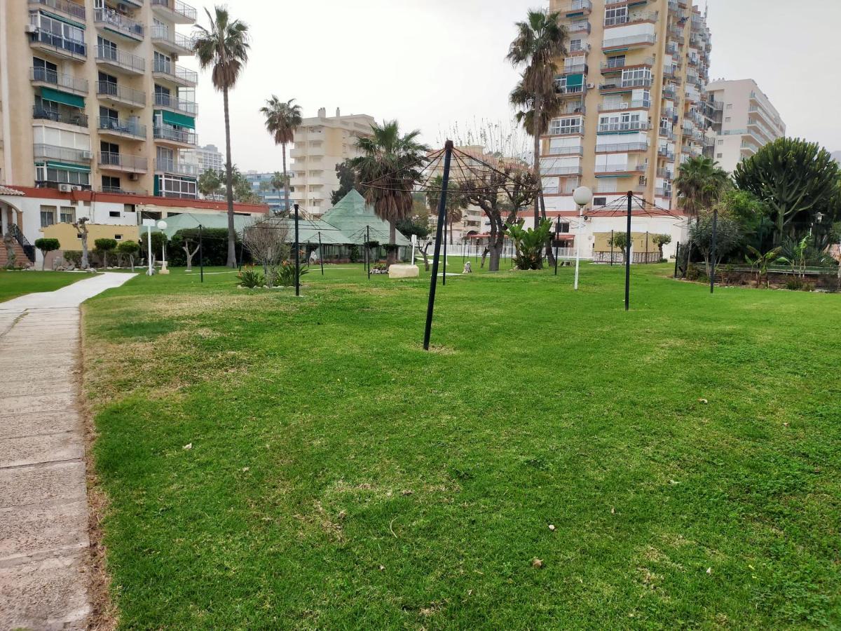 Benalmadena ,Apartamento-Estudio Primera Linea De Playa Экстерьер фото